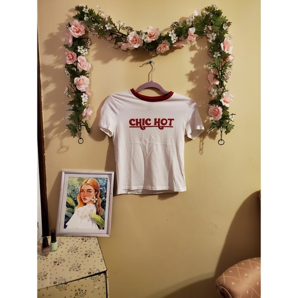 Basic Tee - Picture 2 of 3